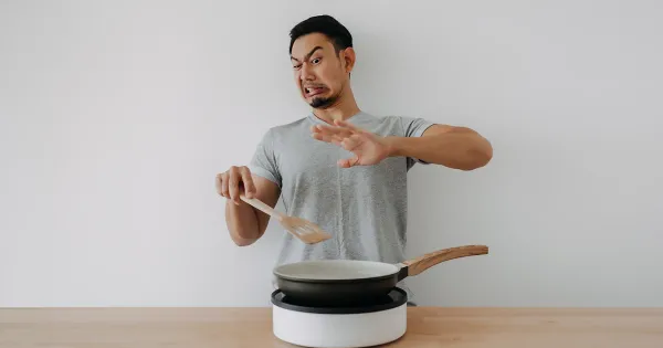 Cocinar con estas grasas pone en riesgo su salud y la de su familia